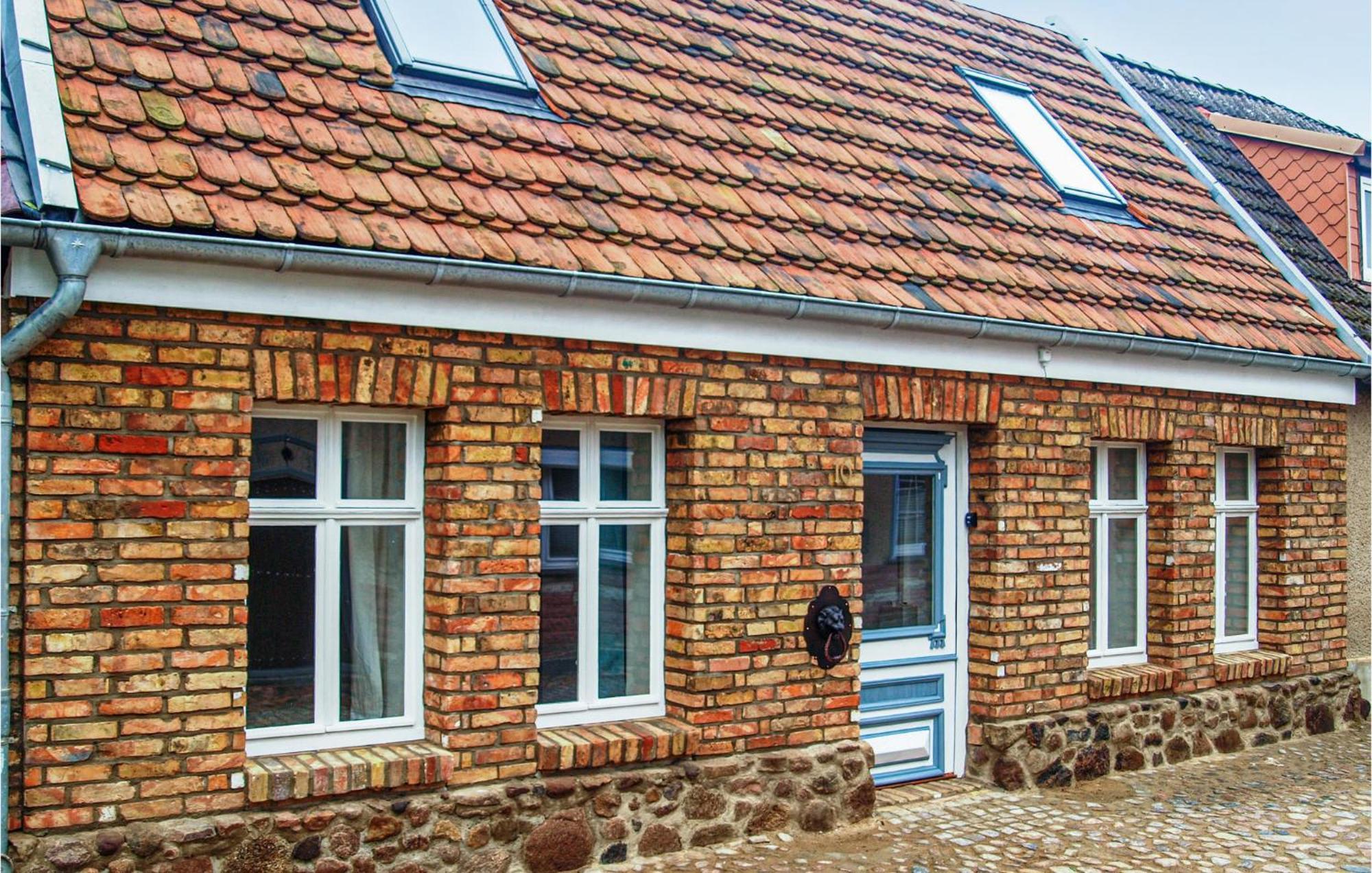 Awesome Home In Buetzow With Wifi Kültér fotó